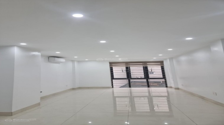 CHO THUÊ NHÀ 4 TẦNG (1,2,3,4) LÀM VP, SPA, TT ĐÀO TẠO LÊ ĐỨC THỌ, TỪ LIÊM, 25 TRIỆU